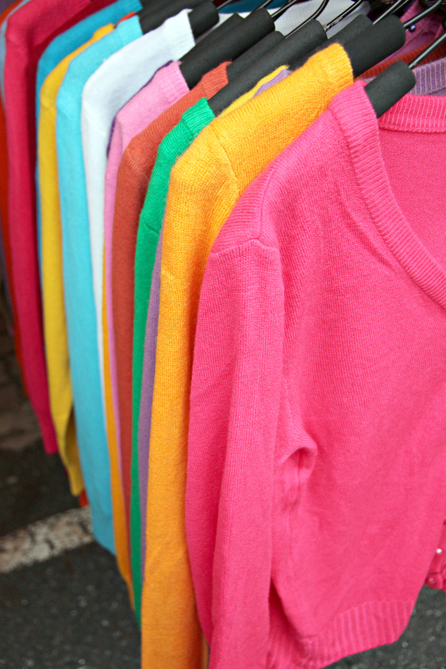 Long sleeves multicolored.